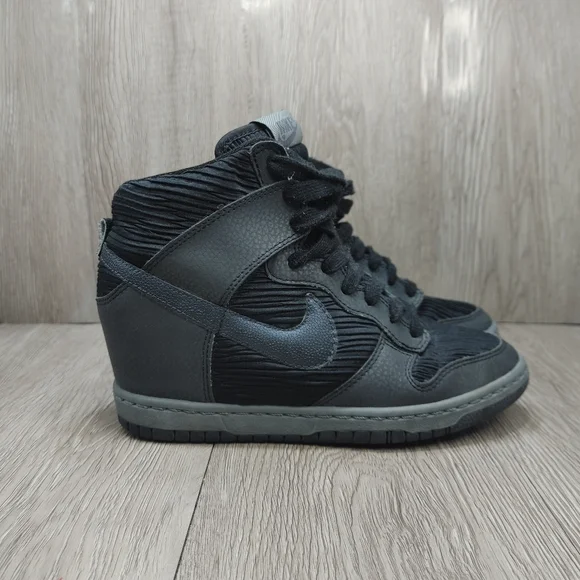 Nike Dunk Sky High Wedge Black Metallic Hematite Pleated Sneaker 6.5 528899-015 - Picture 2 of 9